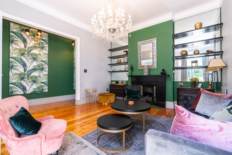 4 Bedroom Property for Sale in Oranjezicht Western Cape